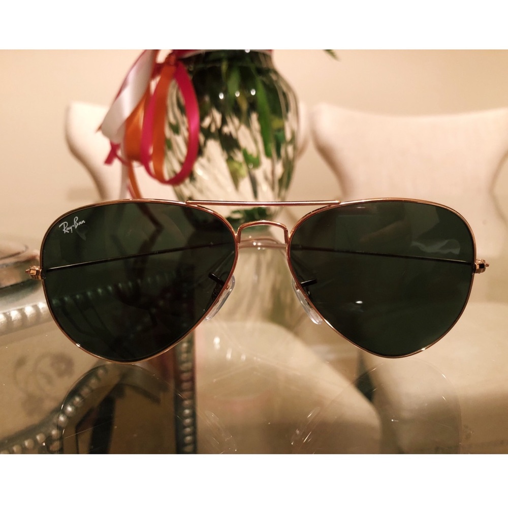 Ray Ban Aviators - Picture 2 of 5